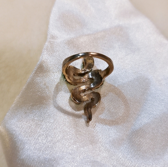 Snake design ring - Picture 2 of 4